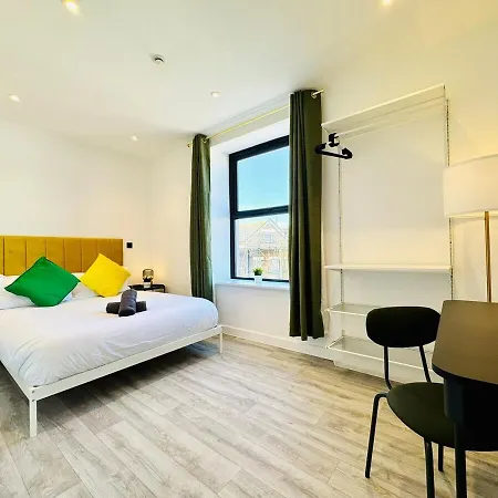 Central Bournemouth - 2-Bedroom - 4 Guests - Prime Spot-3